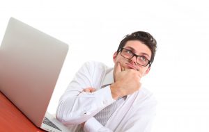 エンジニアなんてやめとけ？やめとけと周囲から言われてしまう３つの理由